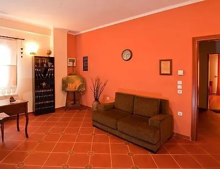 Odos Oneiron Apartment Arachova