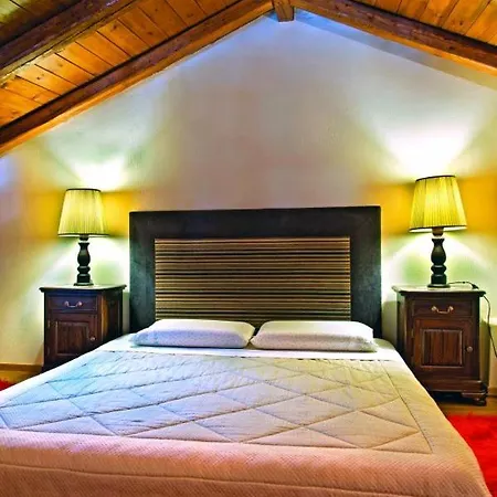 Odos Oneiron דירה אראחובה