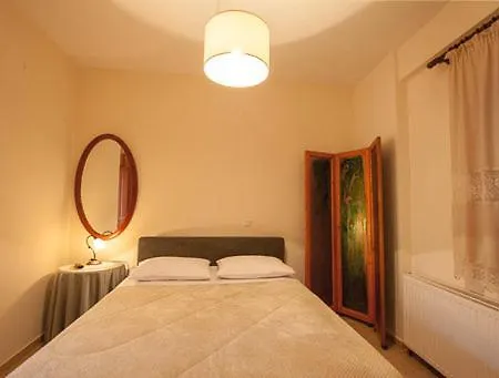 Odos Oneiron 3* אראחובה